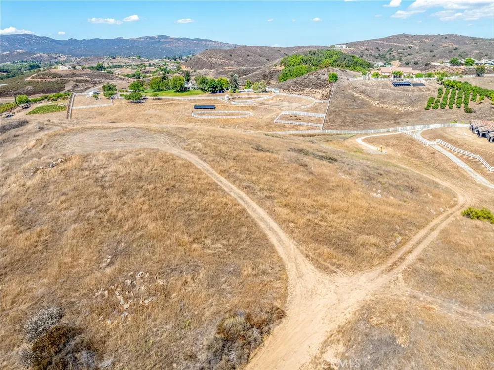 Vista Flora Rd. Murrieta, CA 92562
