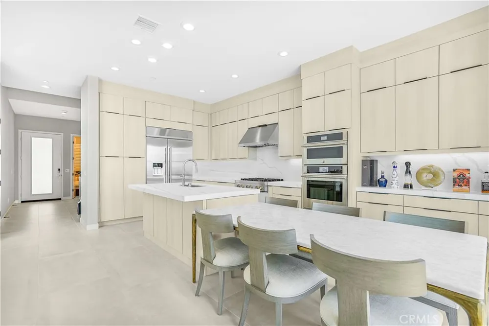 745 Alder Way Montebello, CA 90640