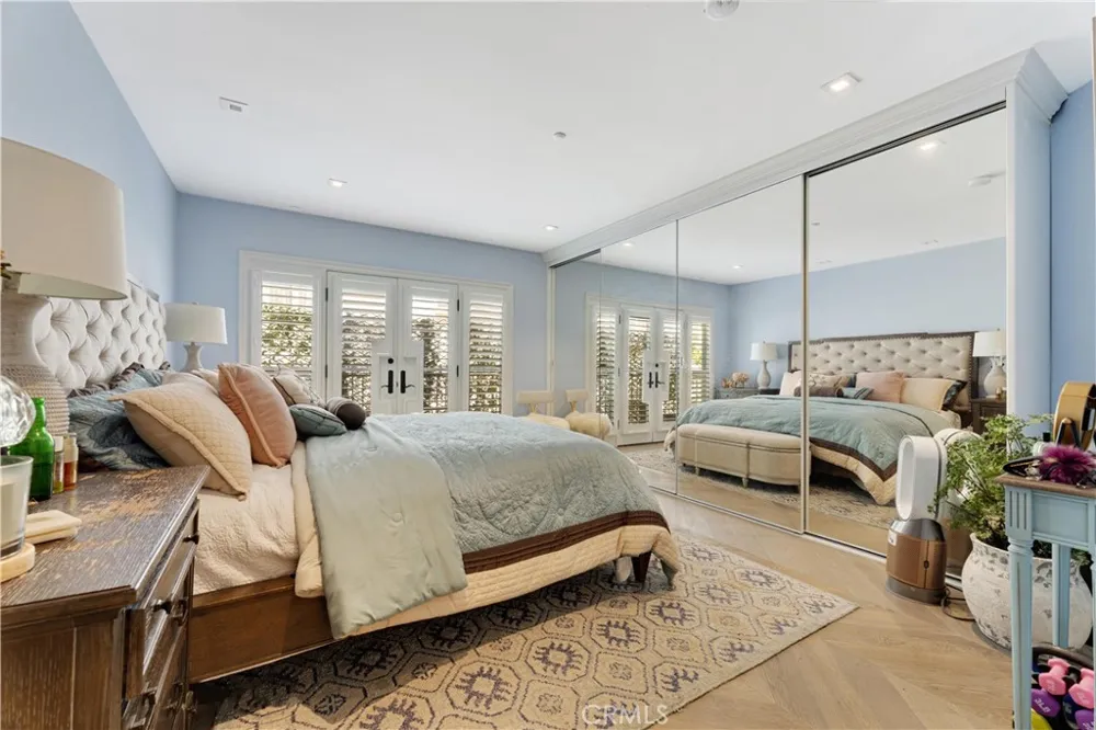 277 S Spalding Drive #201 Beverly Hills, CA 90212