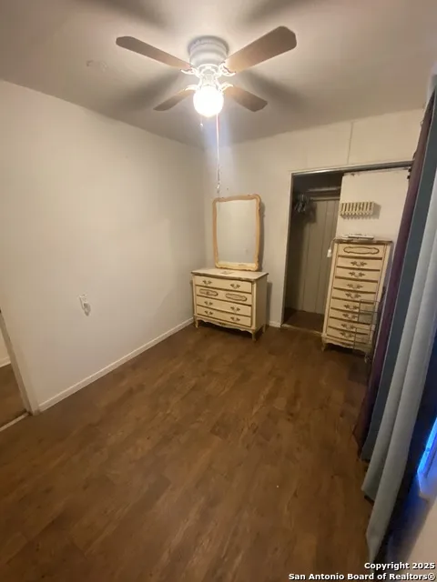 516 W Dunlap Sabinal, TX 78881