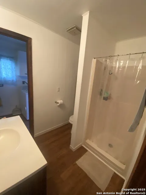 516 W Dunlap Sabinal, TX 78881