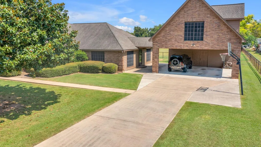 4148 Skinner Lane Richmond, TX 77406