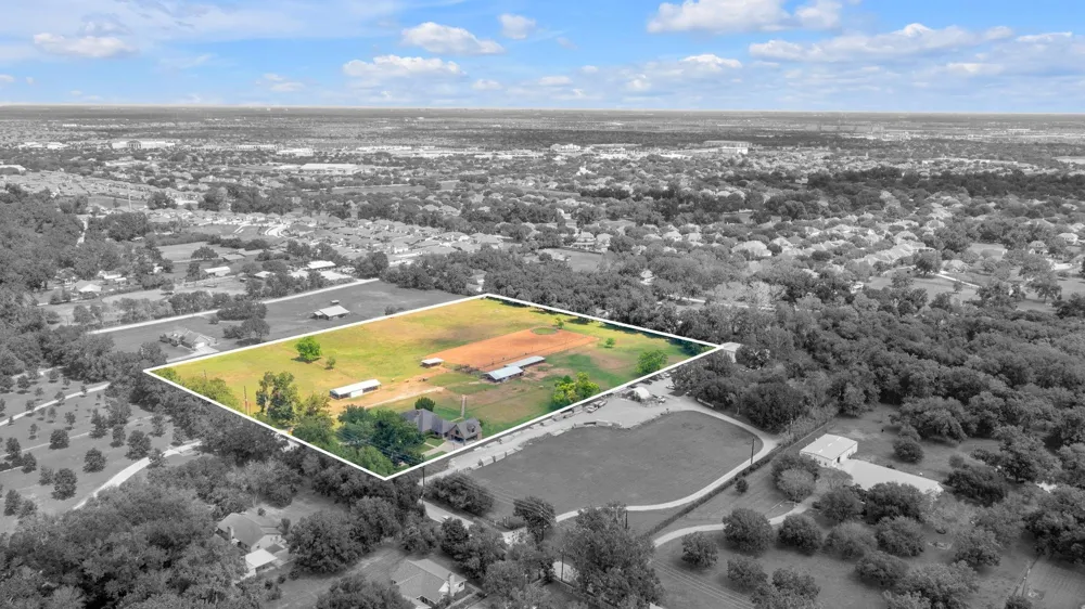 4148 Skinner Lane Richmond, TX 77406