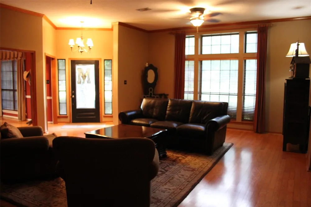 4148 Skinner Lane Richmond, TX 77406