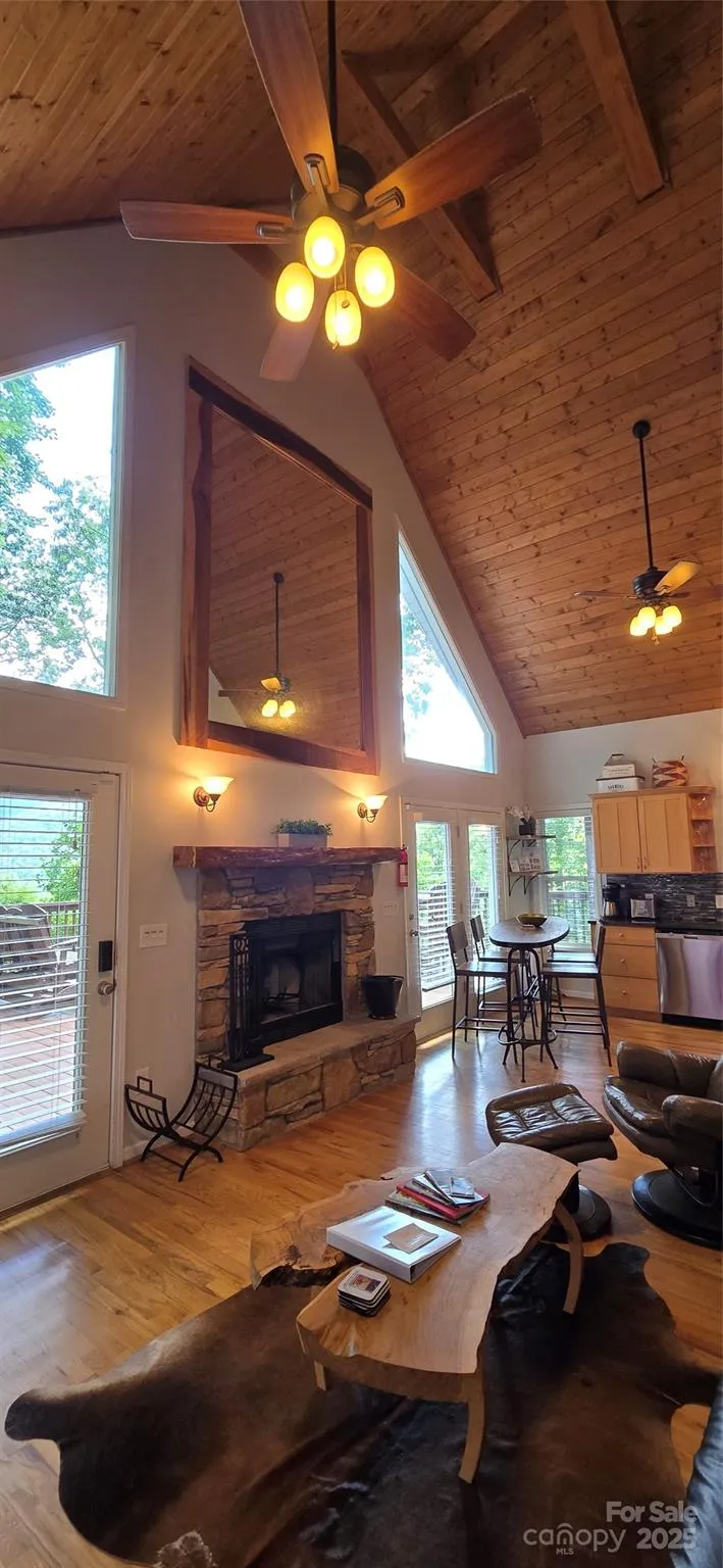 607 Rocky Top Trail Barnardsville, NC 28709