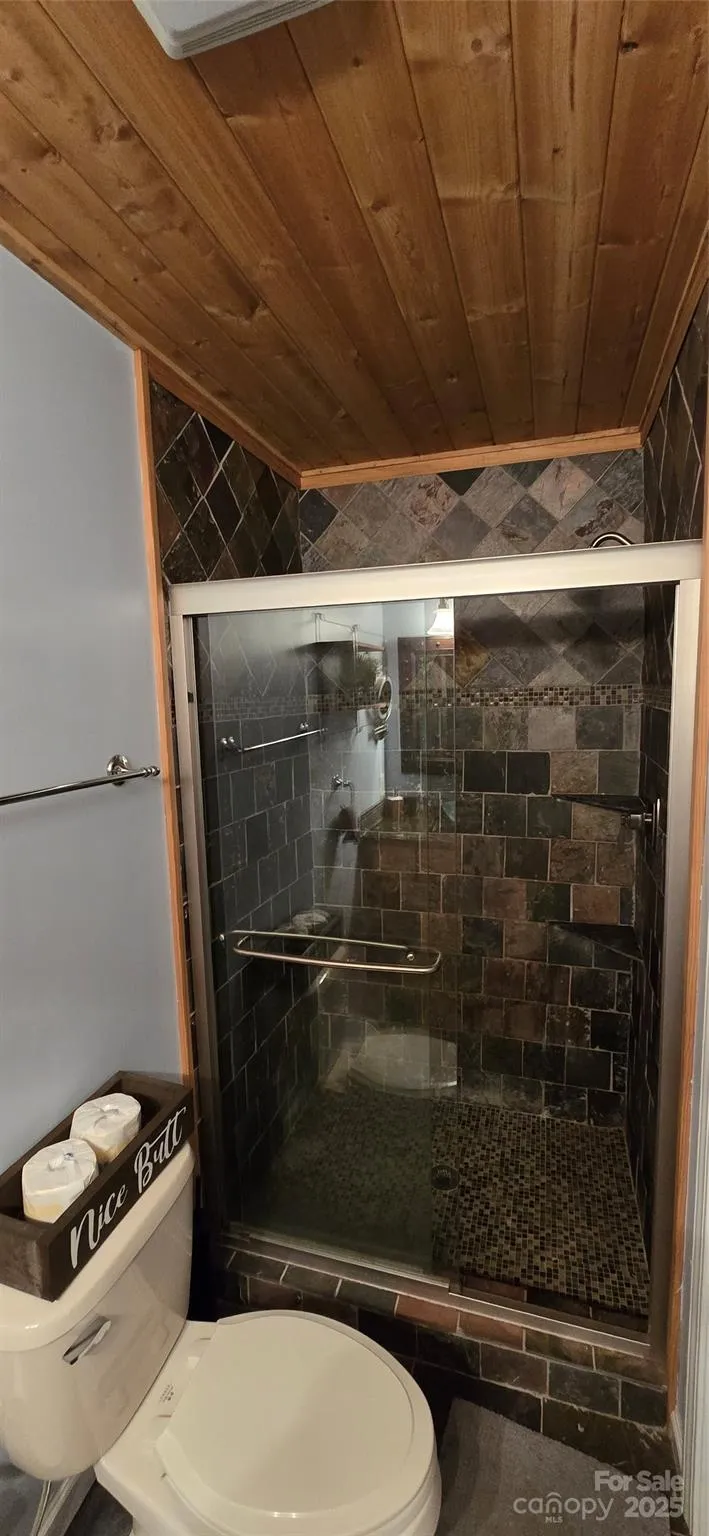607 Rocky Top Trail Barnardsville, NC 28709