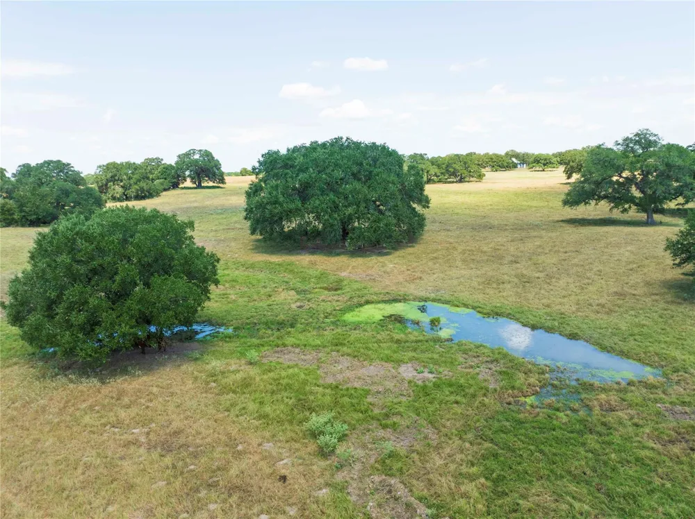 265 Boulton Creek Road Flatonia, TX 78941