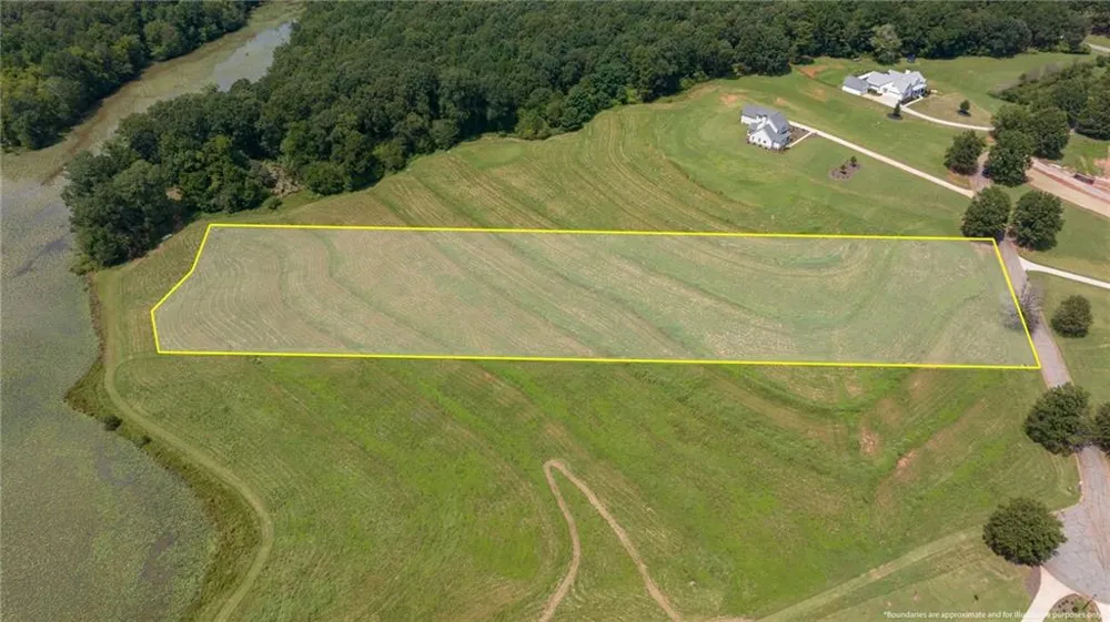 825 Hampton Way Monroe, GA 30656