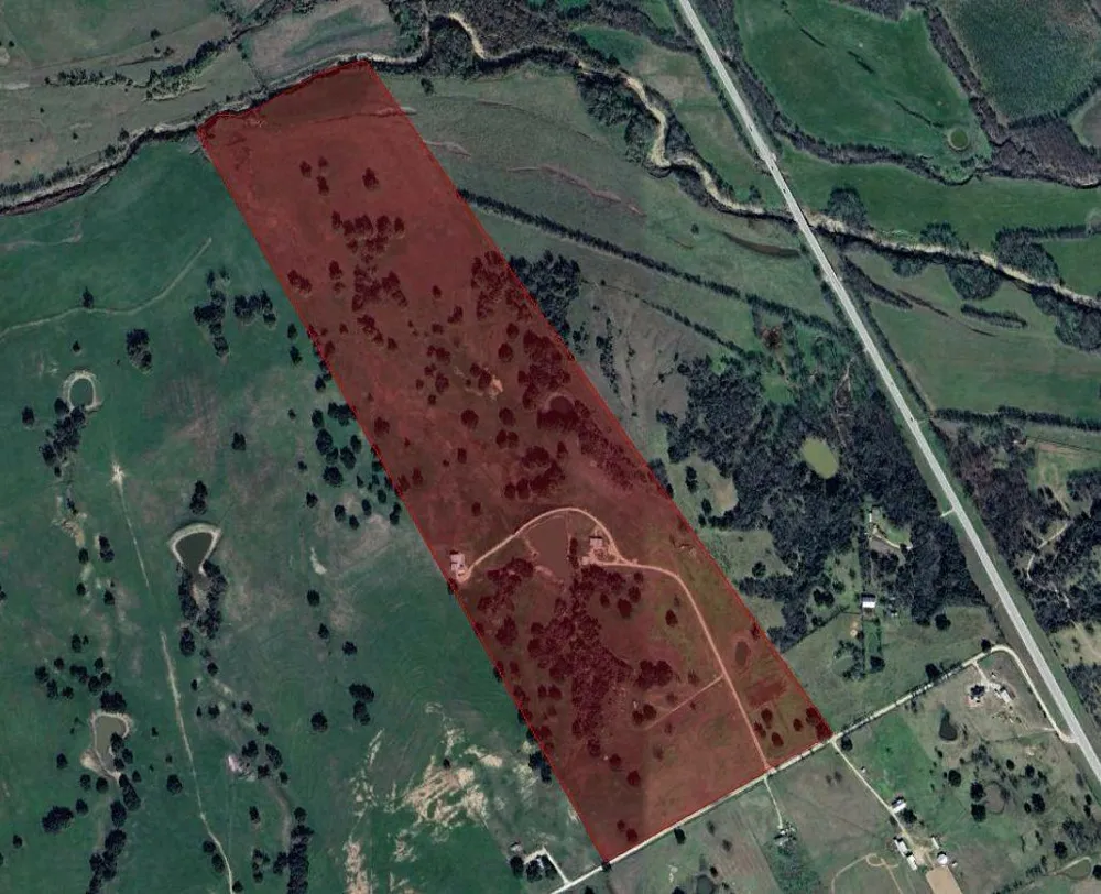 395 County Road 470 Lott, TX 76656