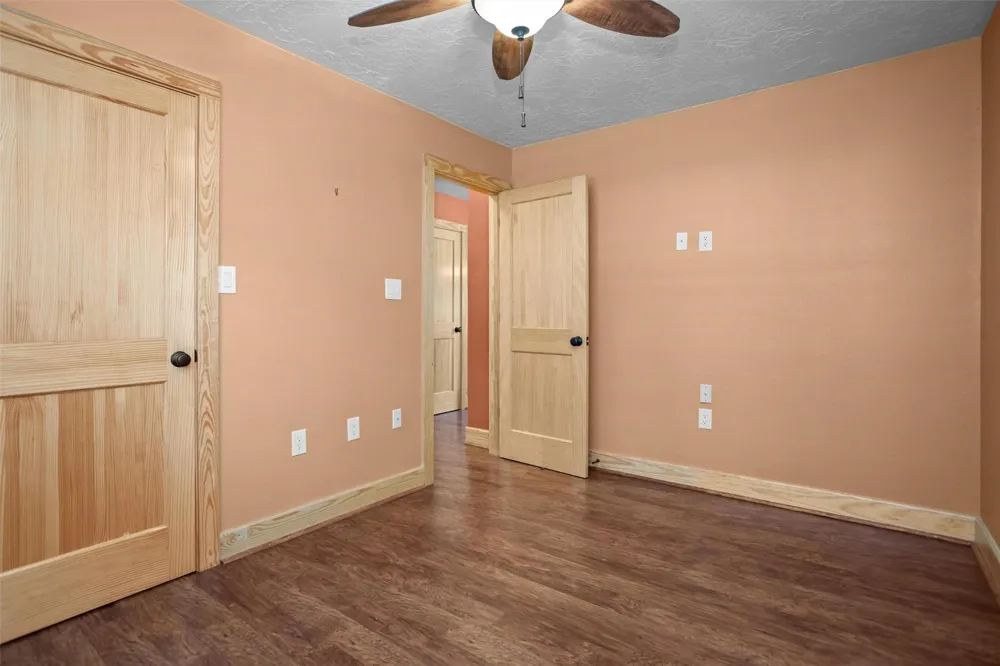 2399 Cr 1885 Grapeland, TX 75844