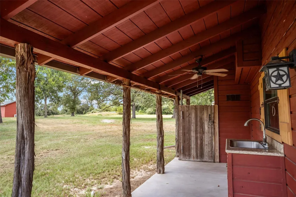 2399 Cr 1885 Grapeland, TX 75844