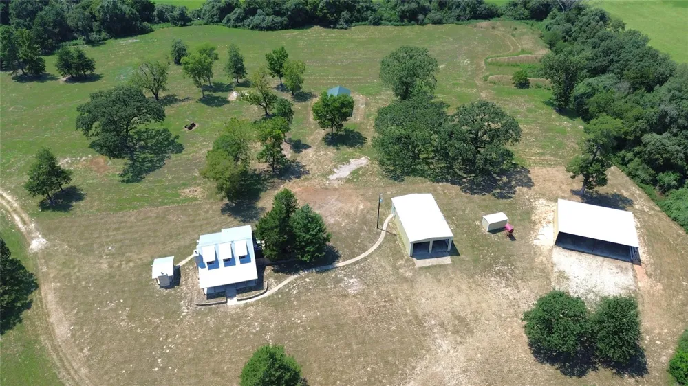 2399 Cr 1885 Grapeland, TX 75844