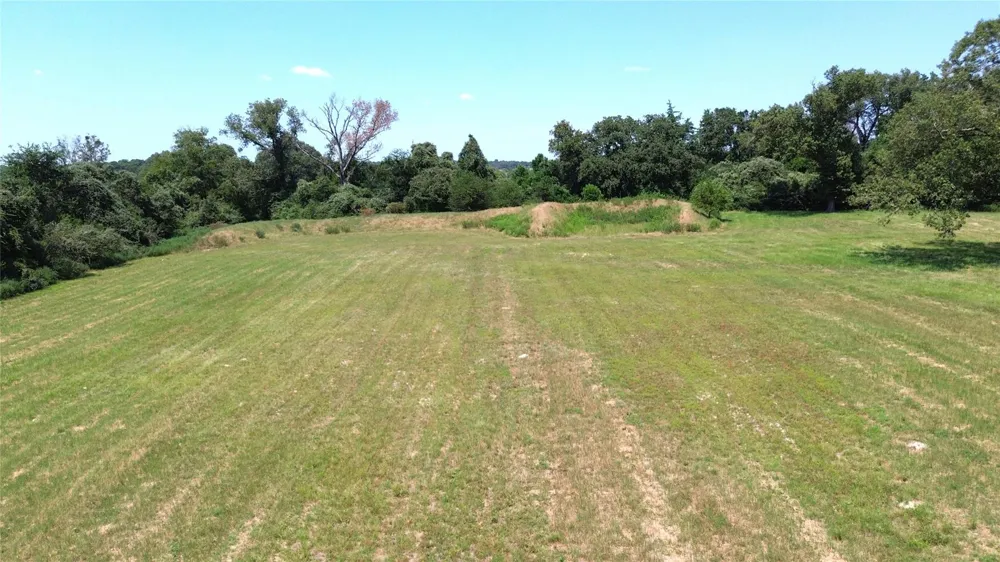 2399 Cr 1885 Grapeland, TX 75844
