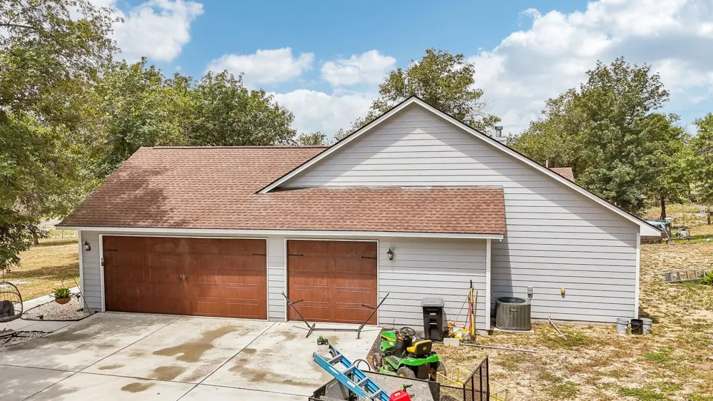 114 County Road 6863 Natalia, TX 78059