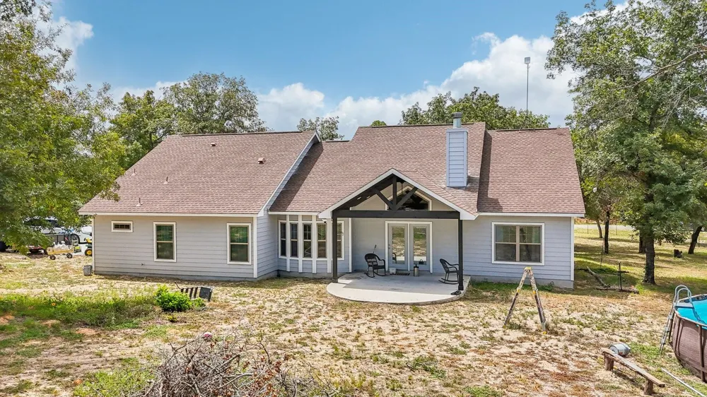 114 County Road 6863 Natalia, TX 78059