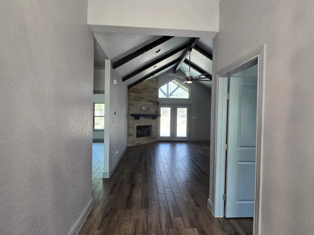 114 County Road 6863 Natalia, TX 78059
