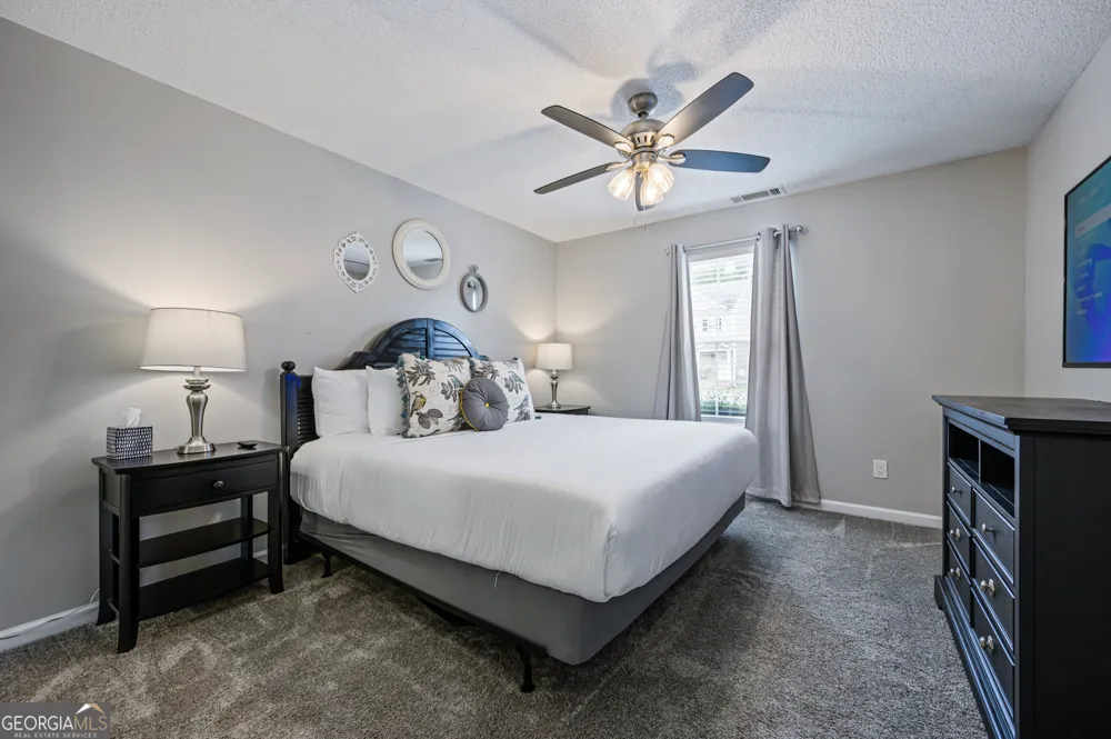 31 Middleton CT Cartersville, GA 30120