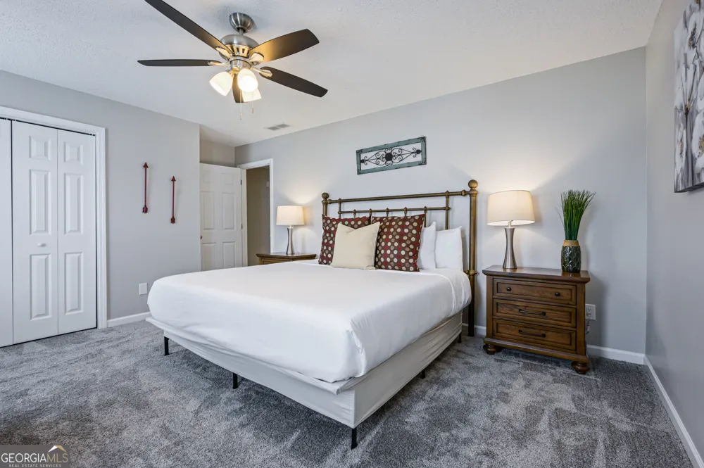 31 Middleton CT Cartersville, GA 30120