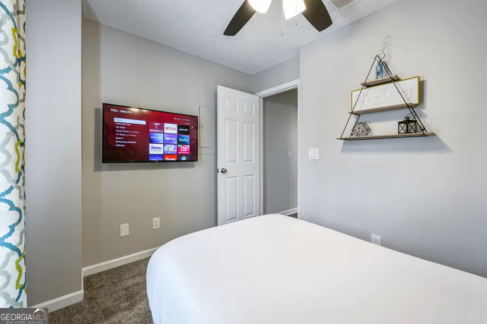 31 Middleton CT Cartersville, GA 30120
