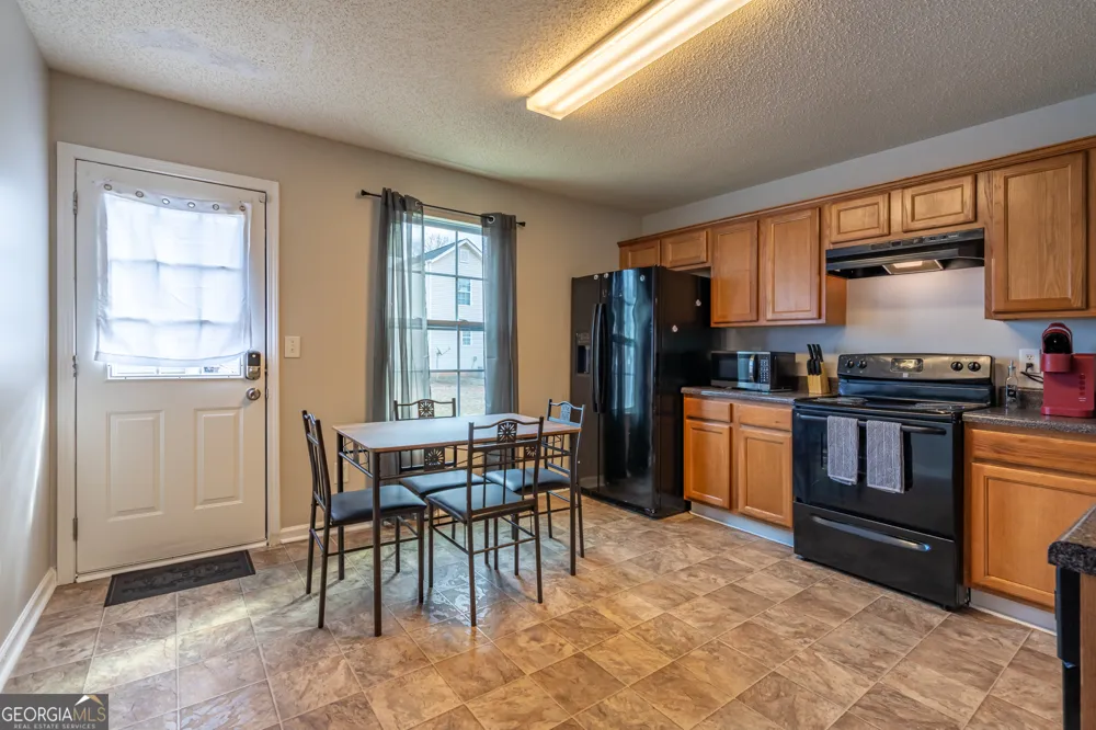 106 Middlebrook DR Cartersville, GA 30120