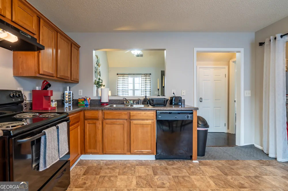 106 Middlebrook DR Cartersville, GA 30120