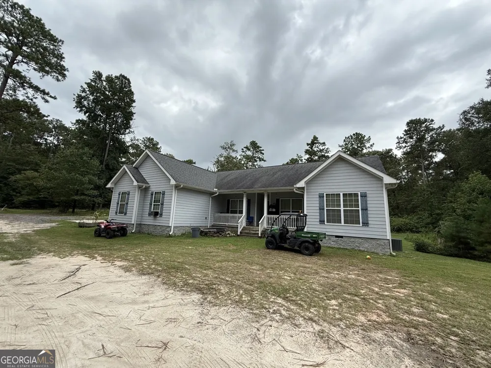 2251 Boy scout RD Byron, GA 31008