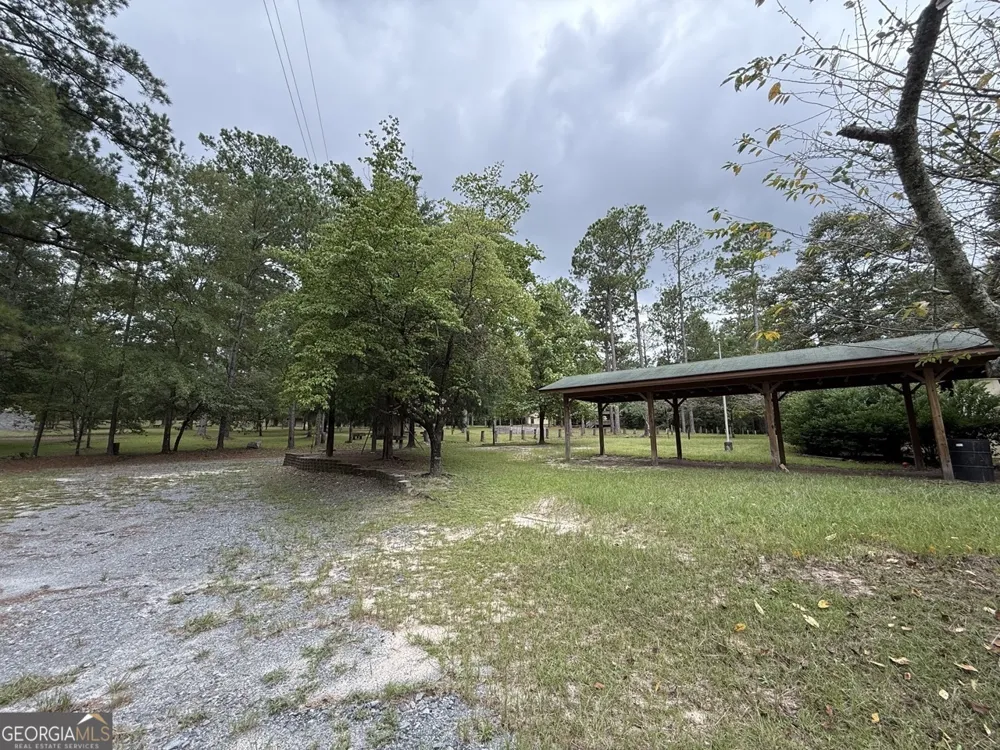 2251 Boy scout RD Byron, GA 31008