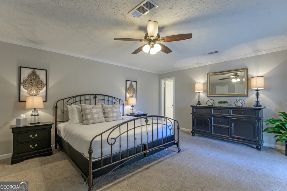 196 Etowah DR Cartersville, GA 30120