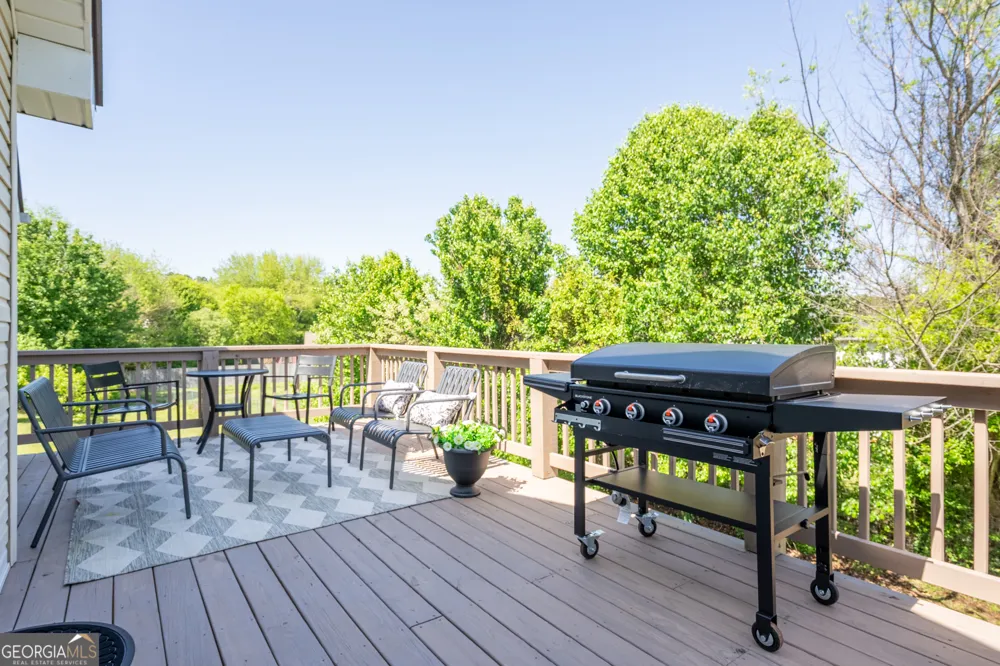 18 Huntcliff DR Cartersville, GA 30121