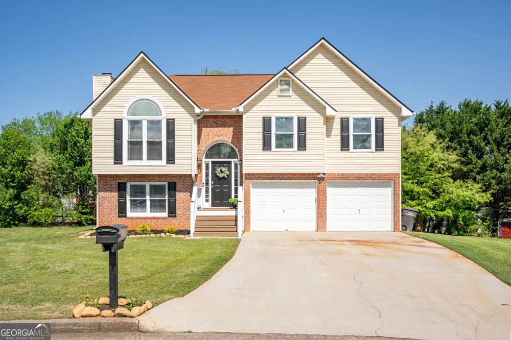 18 Huntcliff DR Cartersville, GA 30121