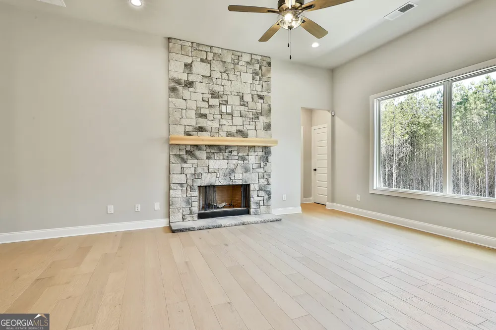 16 Nelson WAY Williamson, GA 30292
