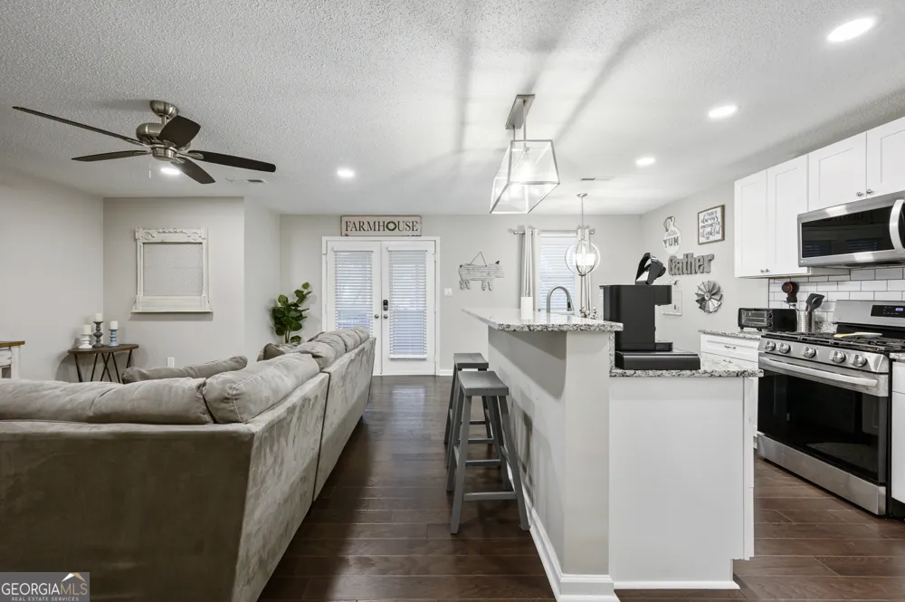 10 Jill LN Cartersville, GA 30120