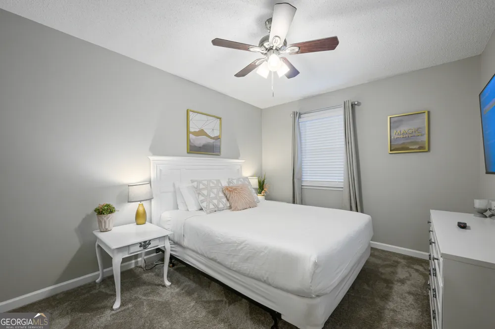 10 Jill LN Cartersville, GA 30120
