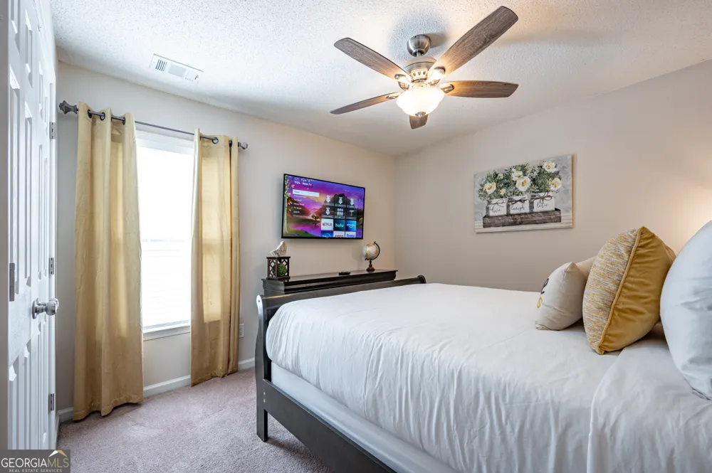 206 Persimmon TRL Woodstock, GA 30188