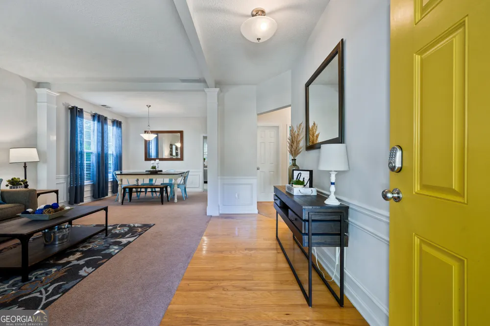 206 Persimmon TRL Woodstock, GA 30188