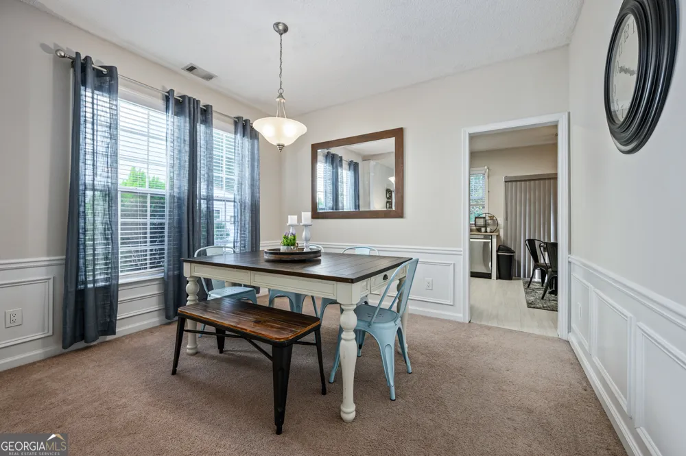 206 Persimmon TRL Woodstock, GA 30188