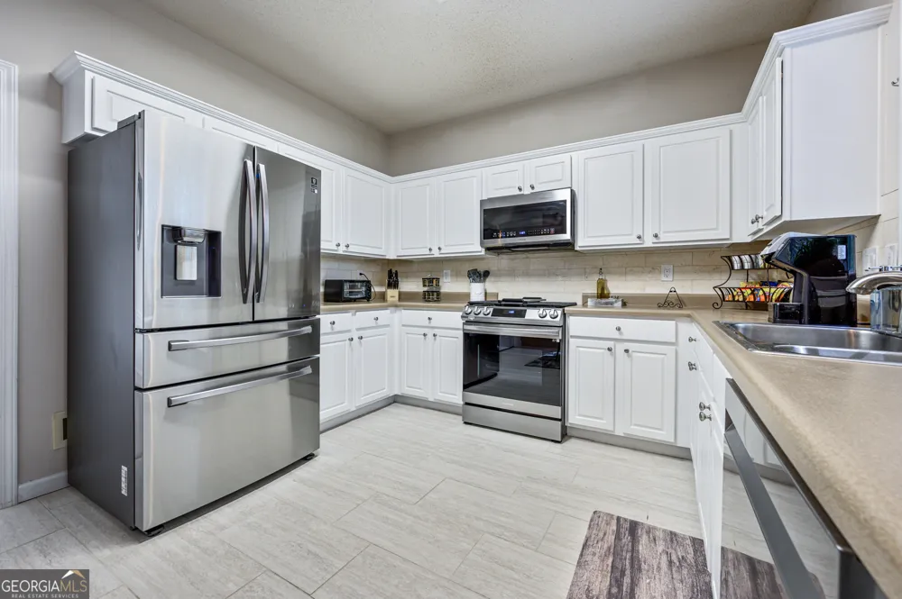 206 Persimmon TRL Woodstock, GA 30188
