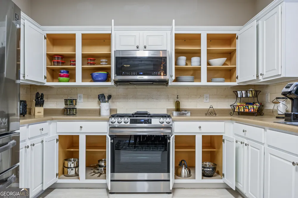 206 Persimmon TRL Woodstock, GA 30188