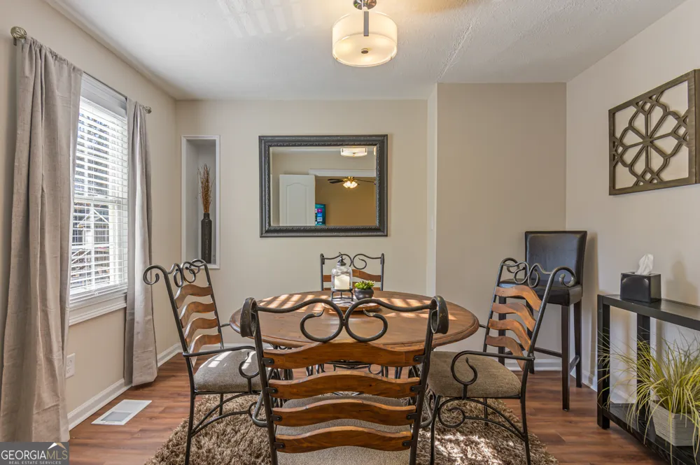 27 W Ridge DR SE Cartersville, GA 30121