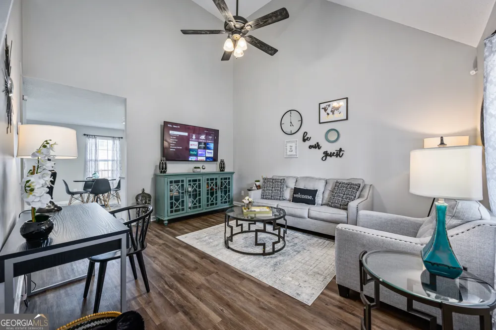 29 Middleton CT Cartersville, GA 30120