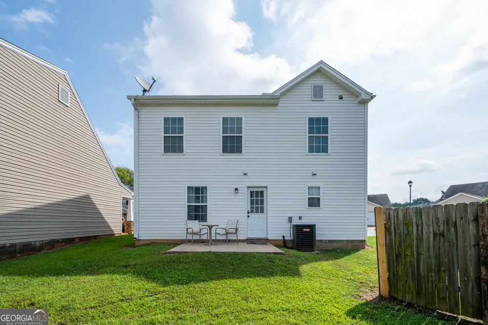 29 Middleton CT Cartersville, GA 30120