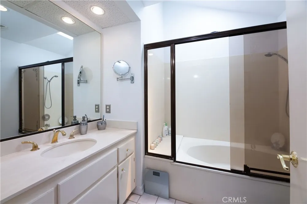2583 Sandpebble Lane Brea, CA 92821