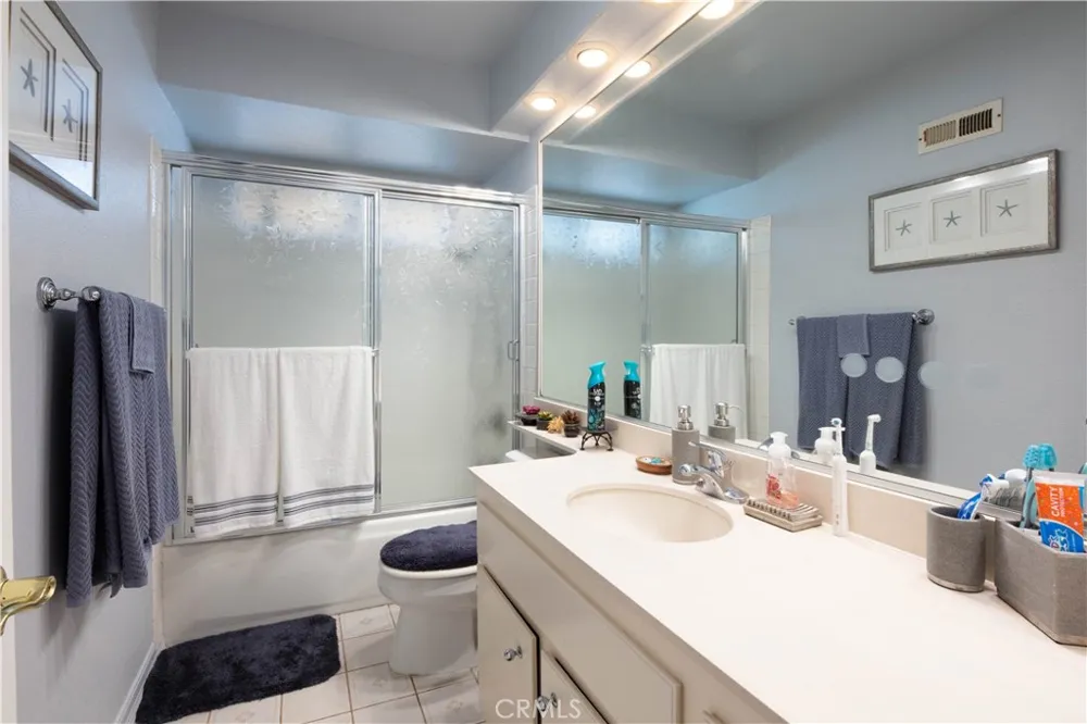 2583 Sandpebble Lane Brea, CA 92821