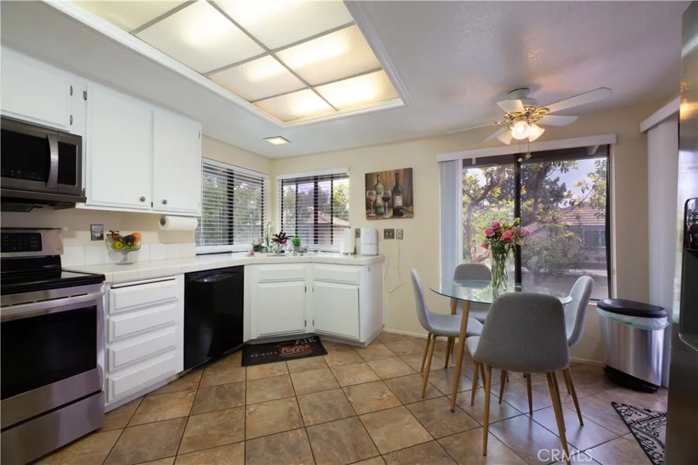 2583 Sandpebble Lane Brea, CA 92821