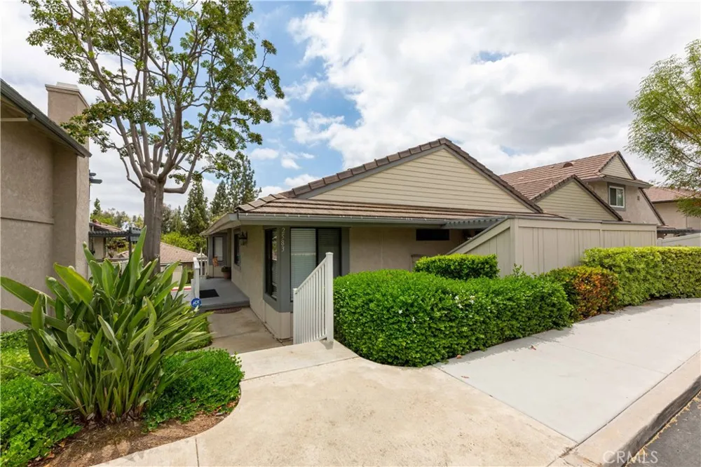 2583 Sandpebble Lane Brea, CA 92821