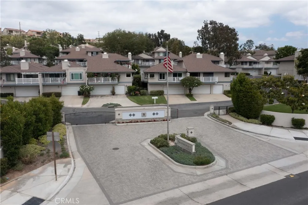 2583 Sandpebble Lane Brea, CA 92821