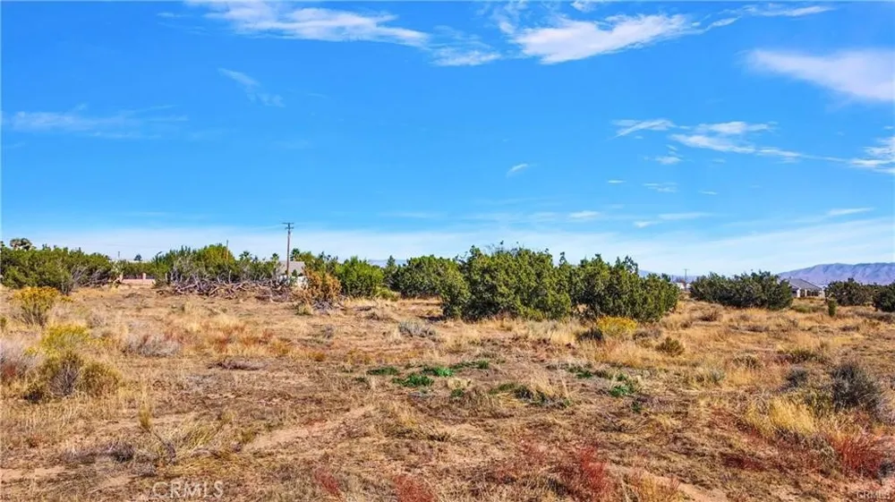 El Centro Road Oak Hills, CA 92344