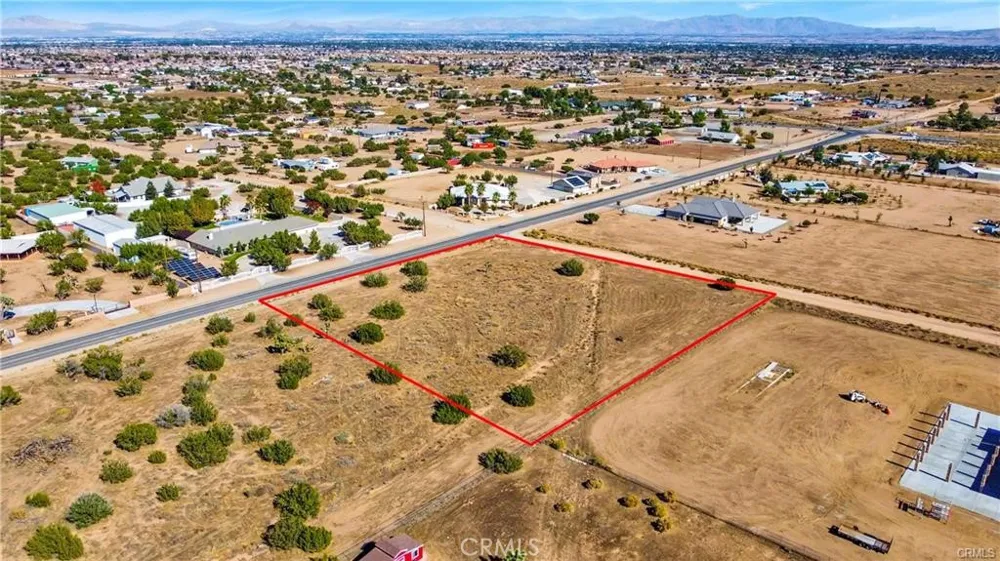 El Centro Road Oak Hills, CA 92344