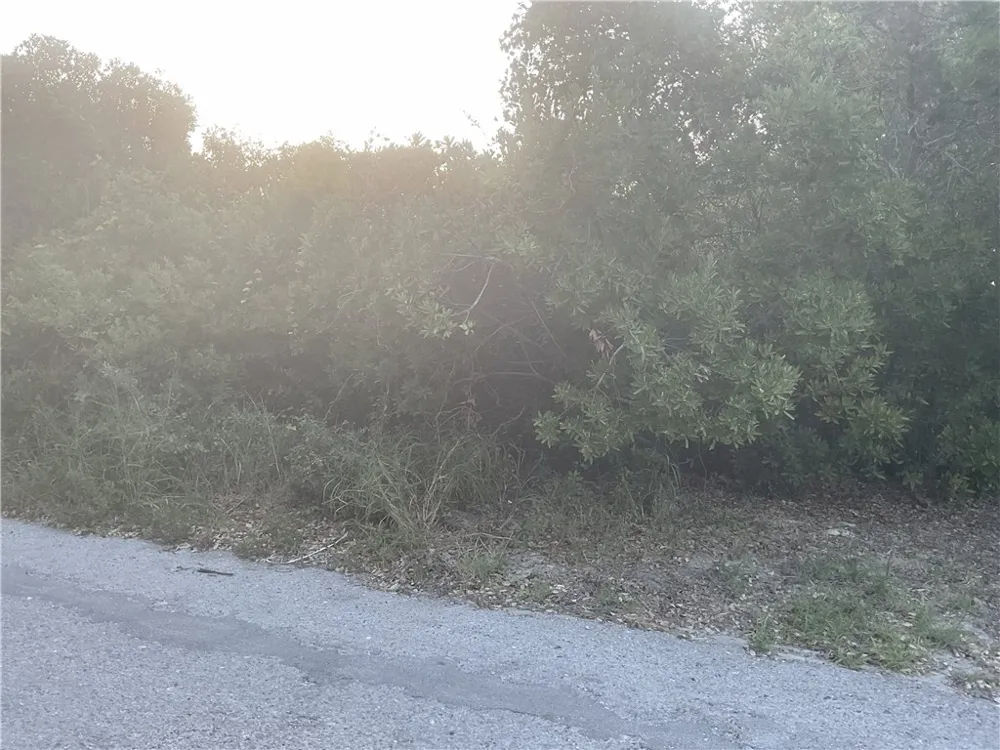 2 S 12th St Aransas Pass, TX 78336