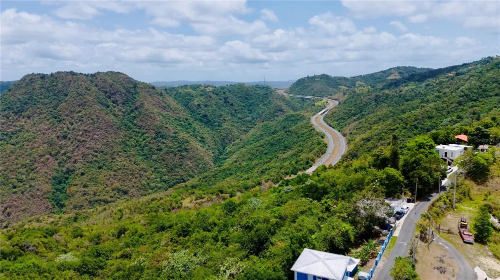 PR-715 KM 5.7 INT CERCADILLO Cayey, PR 00736